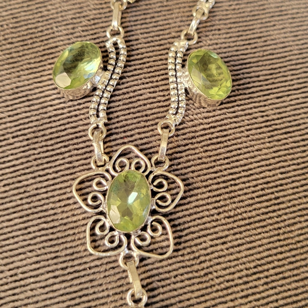 Elegant Silver And Green Gemstone Necklace. PeridotGreen Crystal Quartz Necklace - Picture 2 of 4